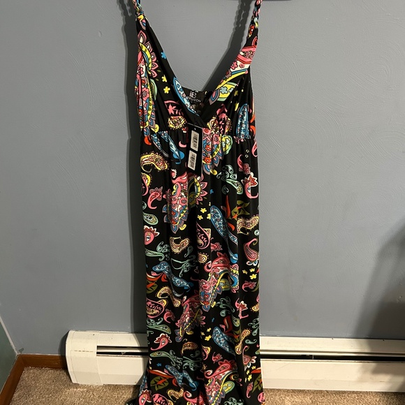 Dress - Picture 1 of 2